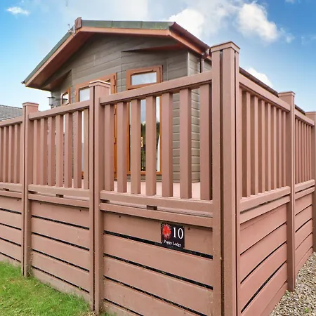 10 Poppy * Richmond (North Yorkshire)