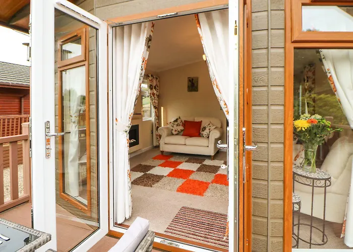 10 Poppy * Richmond (North Yorkshire)